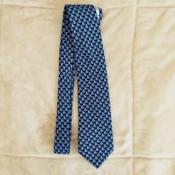 Vineyard Vines Ice Skates Silk Tie Navy Blue Handpicked By Shep & Ian 3.5" Width - Picture 6 of 6